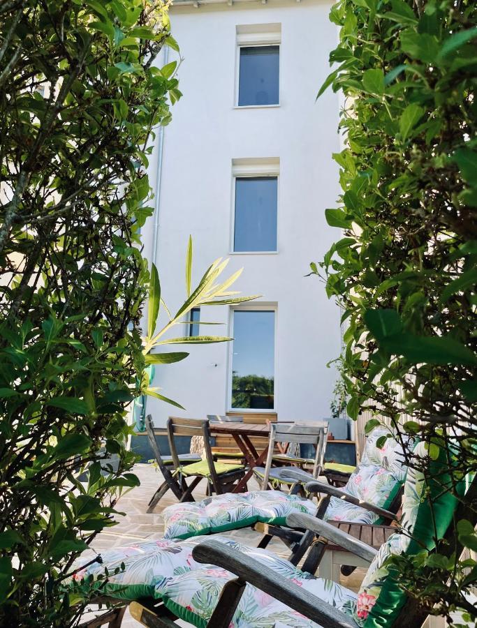 Le Numero 100 Nancy Exterior foto